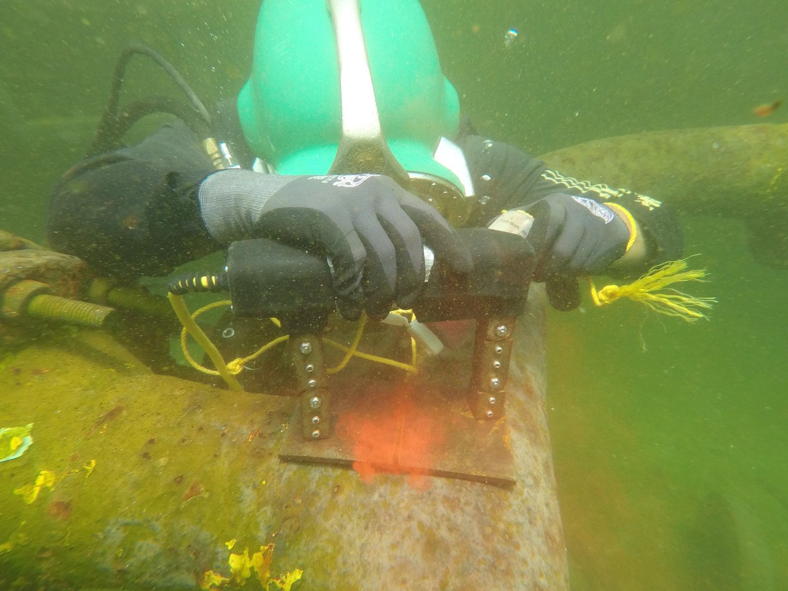 Services magnetic particle testing